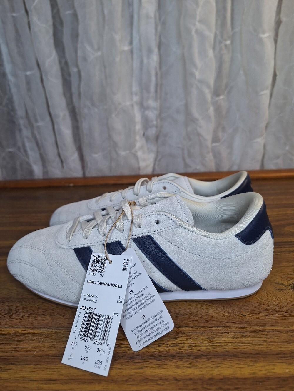 Adidas Taekwondo LA Cream Navy NWT Youth J 7 | Women 8.5 | Men 7 Sneakers